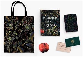Delilah'ın Üç Rengi (Karton Kapak) (Bez Çanta, Defter ve Özel Ayraç Hediyeli )
