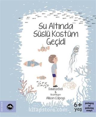 Su Altında Süslü Kostüm Geçidi